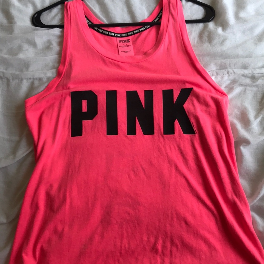 pink tank top